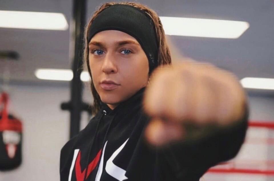 DIBELLA ENTERTAINMENT SIGNS AMATEUR STANDOUT MIKIAH KREPS WHO RETURNS ON BROADWAY BOXING PRESENTS: LADIES FIGHT FRIDAY, MAY 14, LIVE ON UFC FIGHT PASS